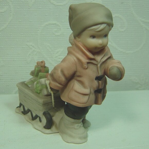 Vintage Kim Anderson Pretty as Picture figurine-"Bringing You Christmas Cheer" - Picture 2 of 3